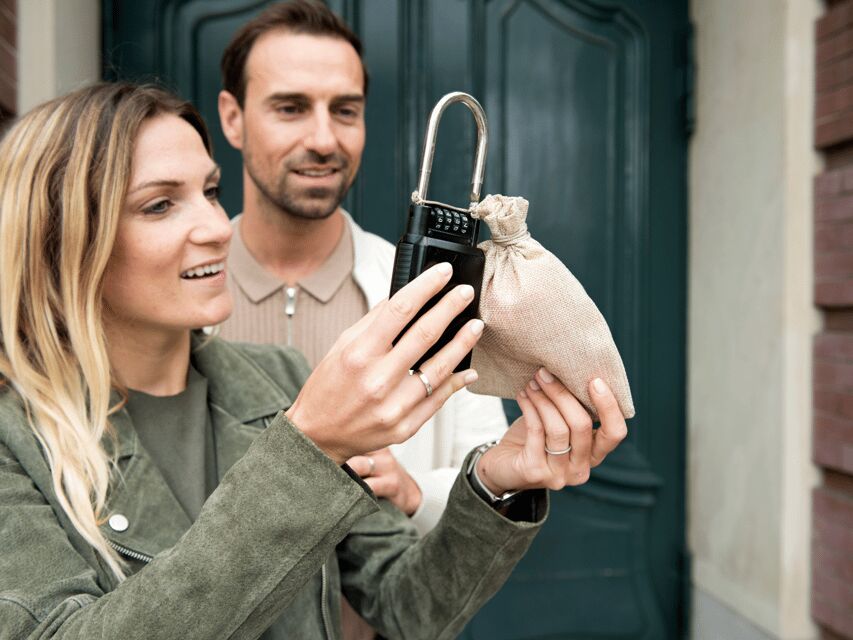Berlin Friedrichshain: Outdoor Crime Mystery Tour - Cost and value: is $38 worth 2 hours?
