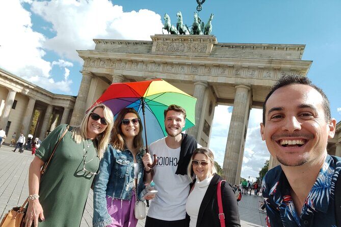 BERLIN FULL in 3.5h (Guide + Headphones) - Checkpoint Charlie: border drama, plus the human story of Charlie