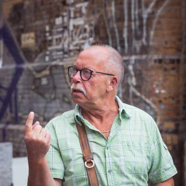 Berlin: GDR witness tour in small group - Why a former political prisoner’s Berlin tour feels more real
