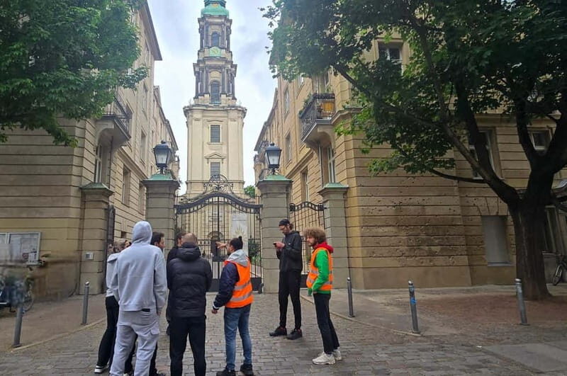 Berlin: guided Segway tour in the heart of the city - Guides make the difference: support, stories, and language