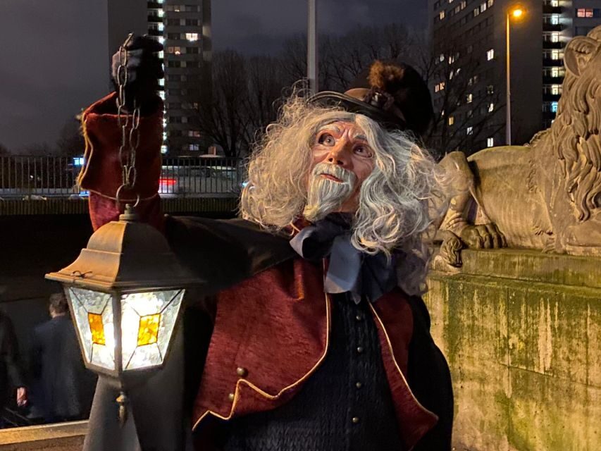 Berlin: Guided Walking Tour by Night - The lamplighter’s lantern glow and Berlin tales