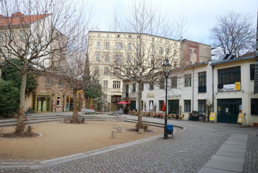 Berlin: Hackesche Höfe Courtyards Walking Tour - Key Highlights Worth Your Attention