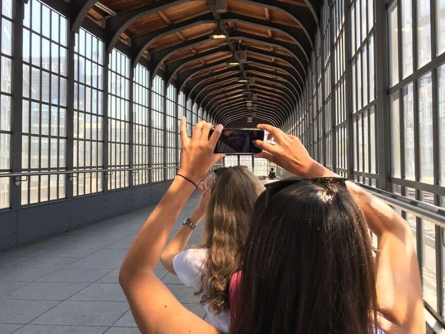 Berlin: Hands-On Mobile Photography Workshop - Real-Time Feedback: The Secret Sauce of This Workshop