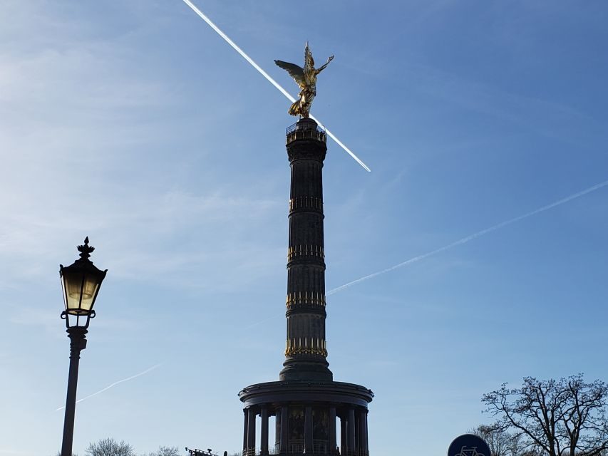 Berlin: Highlights of the City - a Private Bus Tour - Comfort, group size, and the minivan vs. coach choice