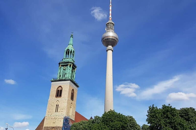 Berlin: Historic Center Walking Tour with a Real Berliner - Berlin’s academic and cultural axis: Humboldt University, State Opera, and more
