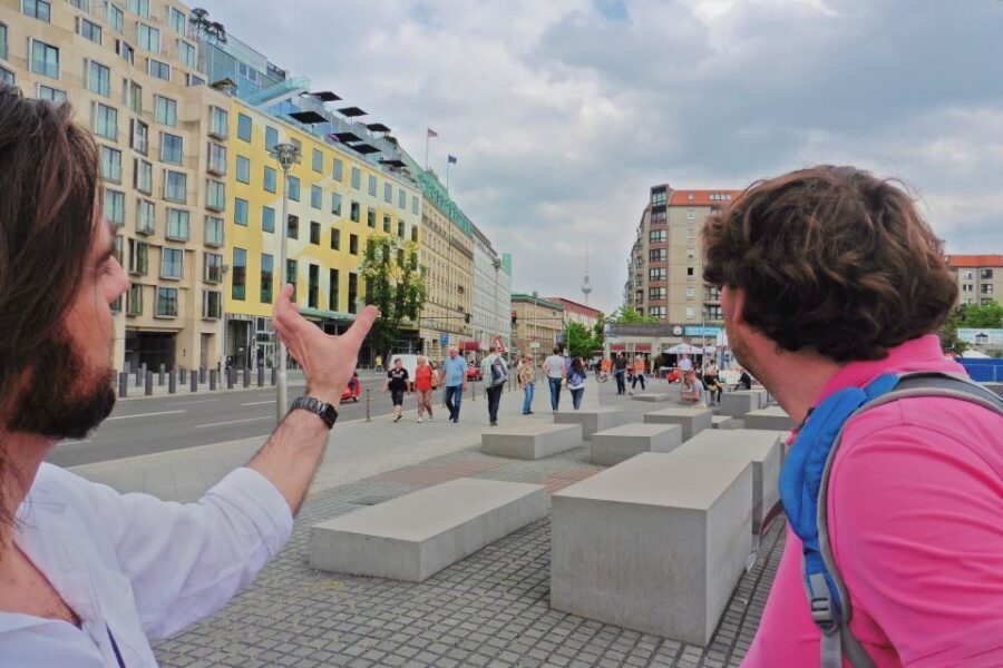 Berlin: Historical Sights & Berlin Wall Tour with a Berliner - Entering the real Berlin Wall route: Brandenburg Gate to Checkpoint Charlie