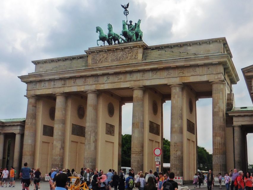 Berlin: Historical Sights & Berlin Wall Tour with a Berliner - How to plan your day around the walking pace