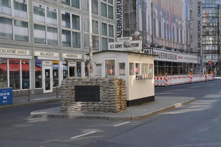 Berlin: Historical Walking Tour with Live Music - Pariser Platz Meeting Point: What to Do First
