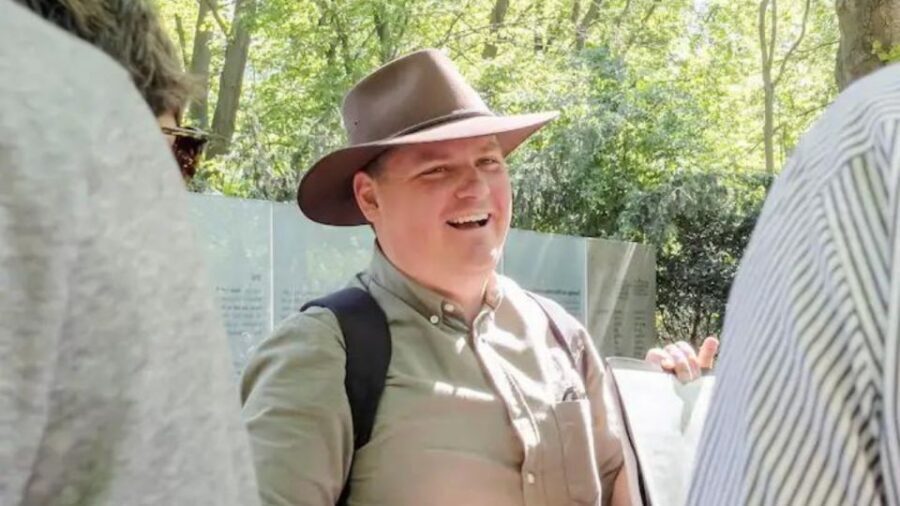 Berlin: Hitler's Berlin The Rise & Fall Guided Walking Tour - How the guide turns big politics into street-level understanding