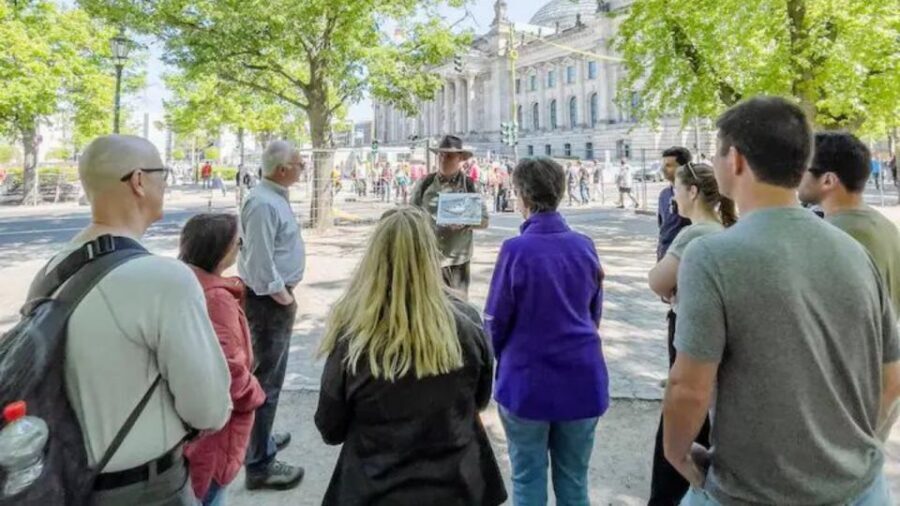 Berlin: Hitler's Berlin The Rise & Fall Guided Walking Tour - Berlin’s Nazi sites on foot, from election to collapse