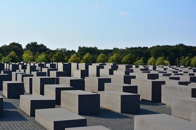 Berlin in one day – day tour with an expert guide - Museum Island, Humboldt University, and Soviet war remembrance