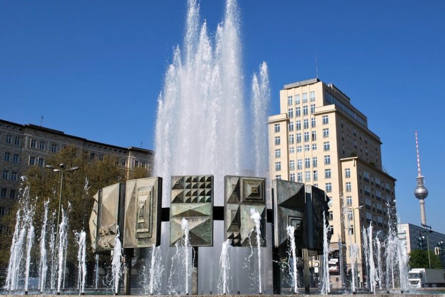 Berlin: Karl-Marx-Allee 2-Hour Tour - Walking into Berlin’s socialist boulevard story