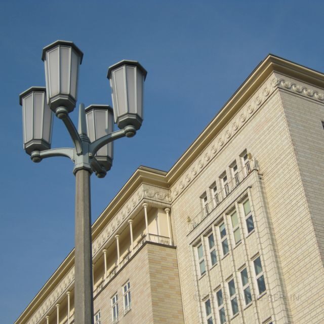 Berlin: Karl-Marx-Allee 2-Hour Tour - The guide experience: what makes the two hours feel complete