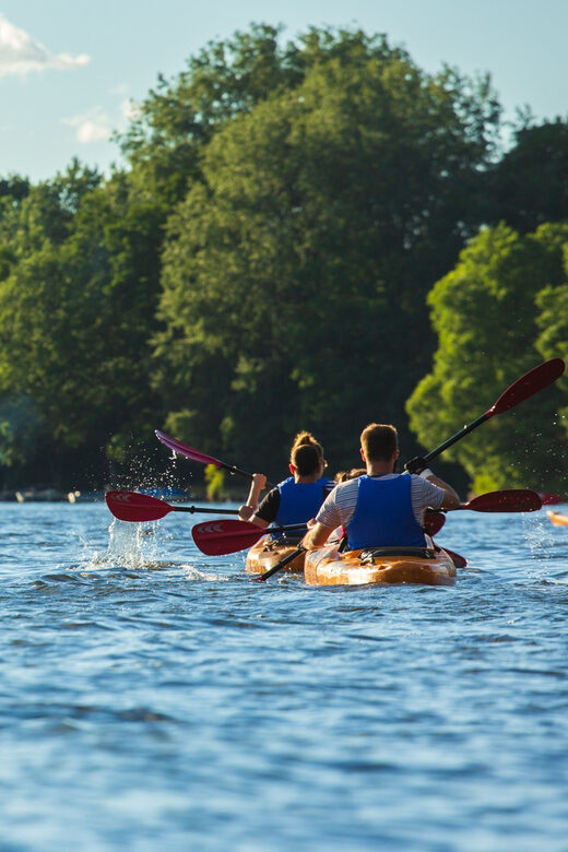 Berlin: Kayaking Tour Kreuzberg - Sunset on Landwehr Canal - Evening vibes on the water: what to expect for the 2-hour paddle
