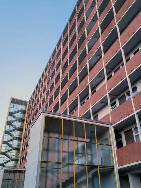 Berlin: Modernist Architecture Tour in the Hansaviertel - Stop at Hansaplatz and wrap up in the neighborhood’s living center