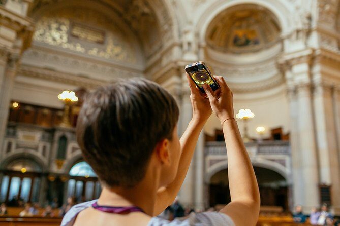 Berlin Museum Island & City PRIVATE TOUR with Dom Ticket Included - Friedrichswerdersche Kirche: Free Entry and Sculpture-Focused Storytelling