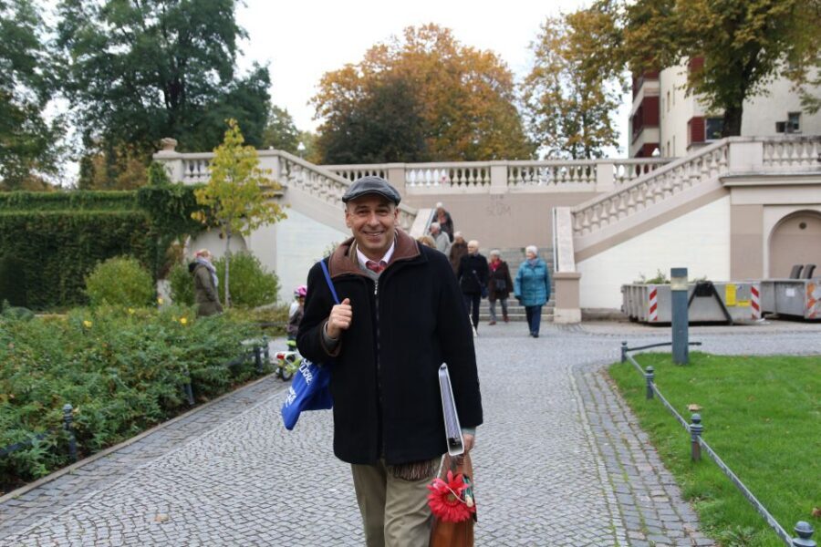 Berlin: Neukölln Walking Tour - The 1912 archaeological discovery and why it changes your perspective