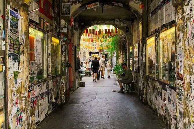 Berlin Off-the-Beaten-Path Walking Tour: Kreuzberg, Mitte and Friedrichshain - Urban farms, guerrilla gardens, and organic markets: Berlin’s DIY side