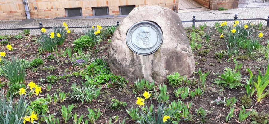 Berlin: Old Neukölln Private Walking Tour - Bethlehemskirche and Richardplatz history you can actually picture