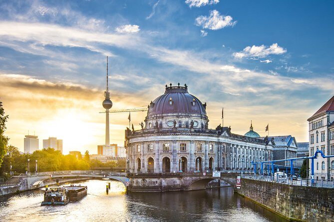 Berlin on Your Own - Deluxe Round Trip from Warnemünde Port - Should You Book Berlin on Your Own from Warnemünde?