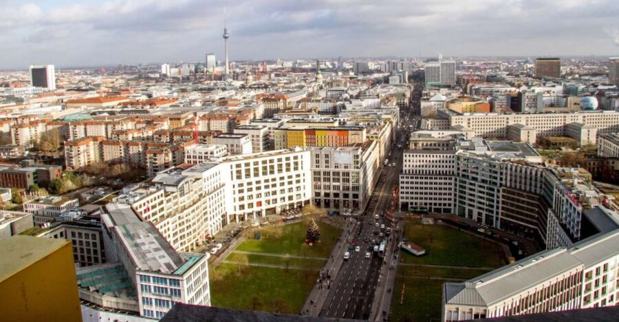 Berlin: Panoramapunkt Skip-the-Line Elevator Ticket - Getting to Potsdamer Platz 1 and starting the “skip-the-line” flow