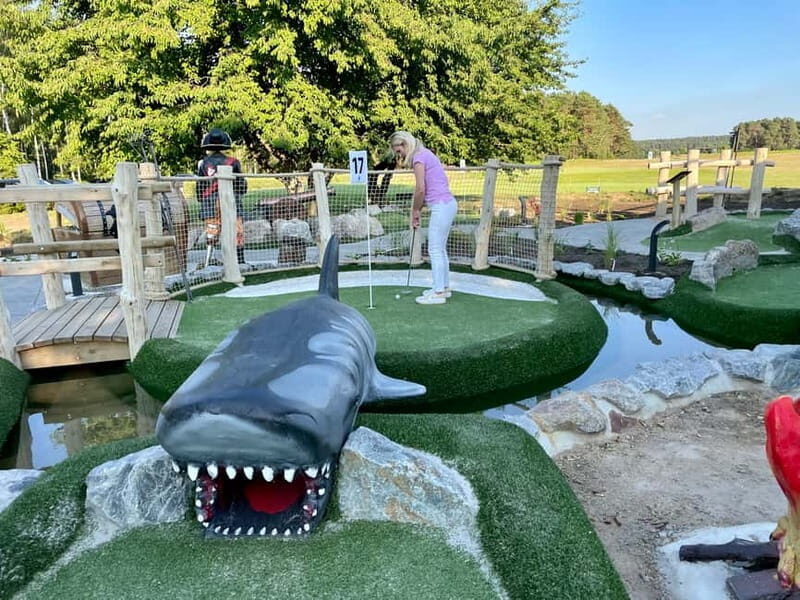 Berlin: Pirate´s Island Adventure Mini Golf Ticket - 18 Holes Built Around a Pirate Ship, Sea Animals, and Sound Tricks