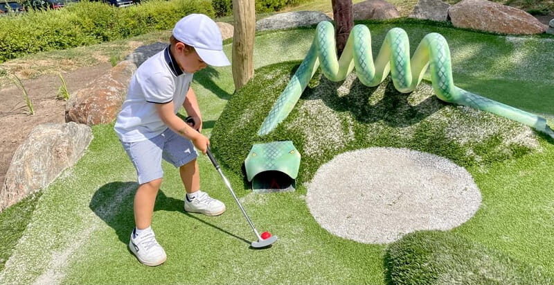 Berlin: Pirate´s Island Adventure Mini Golf Ticket - Should You Book Pirate’s Island Adventure Mini Golf?