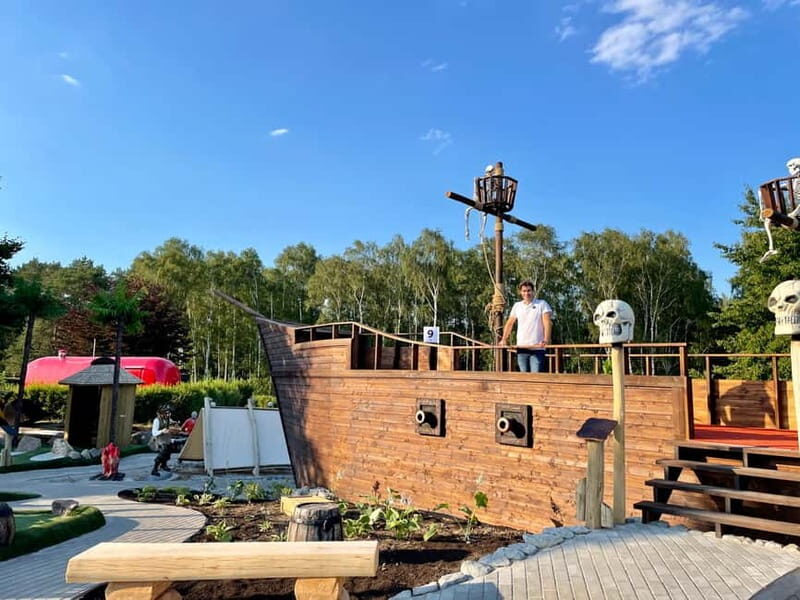 Berlin: Pirate´s Island Adventure Mini Golf Ticket - Where You Go: Golfclub Berlin Prenden and the Voucher Exchange