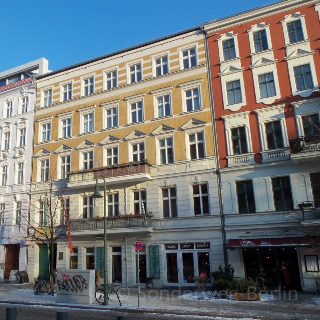 Berlin: Prenzlauer Berg District Guided Walking Tour - Kollwitzplatz and the Neighborhood’s Changing Face