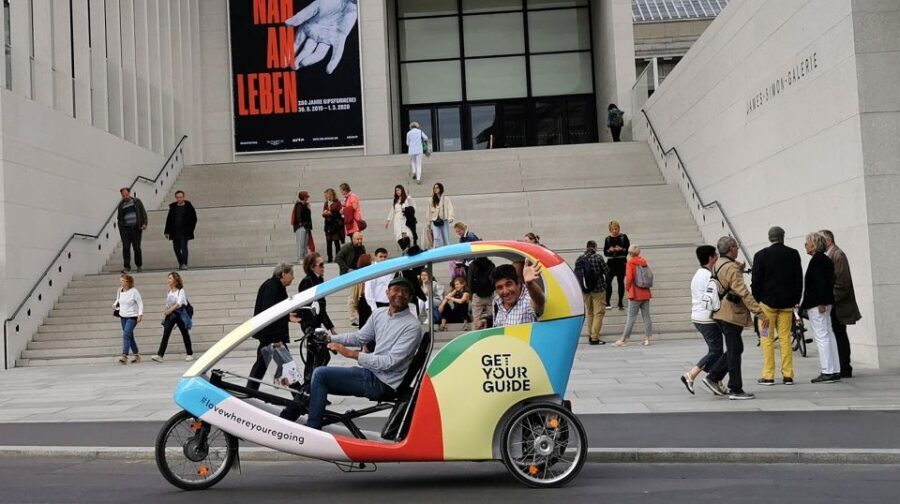 Berlin: Private Guided E-Rickshaw Tour - Meeting at Alexanderplatz: finding the e-rickshaw in minutes