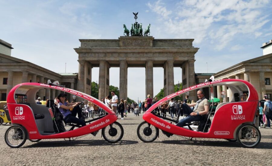 Berlin: Private Guided E-Rickshaw Tour - Comfort on three wheels: how the e-rickshaw changes your day