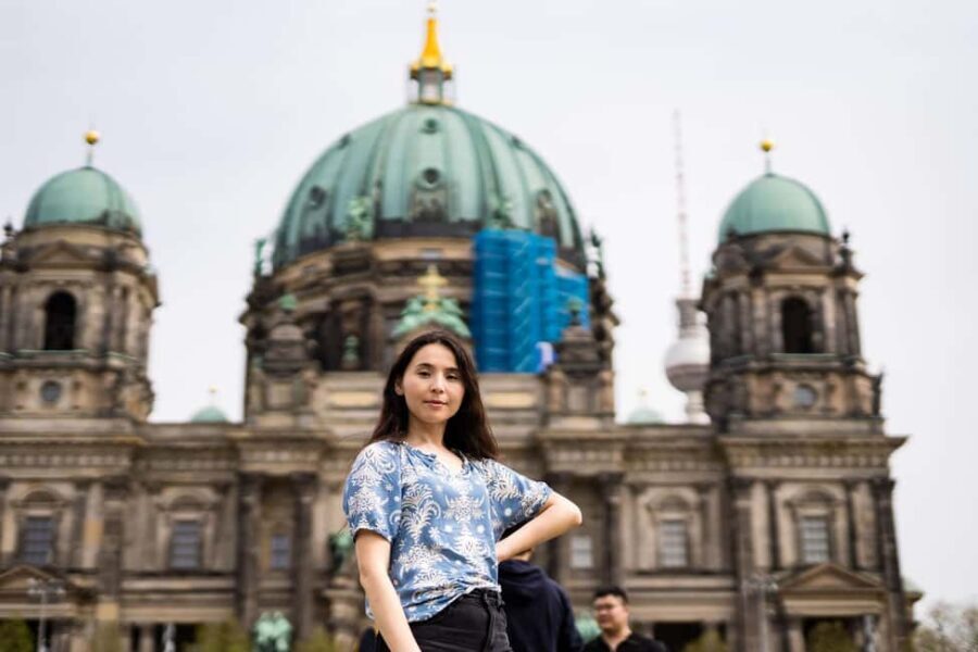 Berlin: Private Photo Session with Professional Photographer - Friedrichsbrücke to the Neues Museum Colonnade: The Photo Walk Gets Scenic Fast
