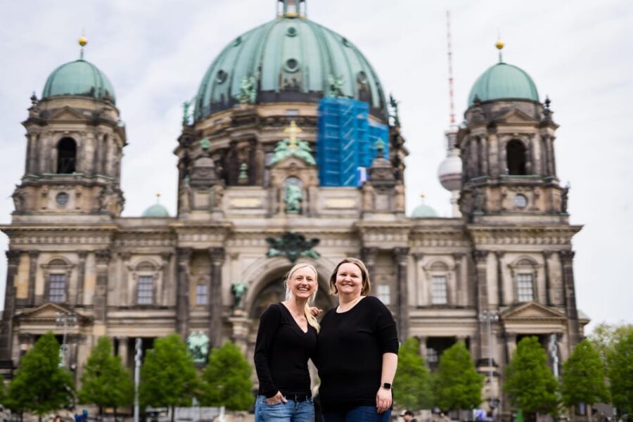 Berlin: Private Photo Session with Professional Photographer - Lustgarten and Altes Museum: When Landmarks Look Like Your Story