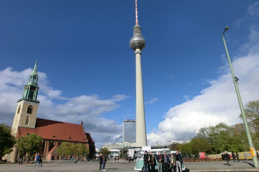 Berlin: Private Sightseeing Tour in Iconic Oldtimer VW Bus - Key highlights worth getting excited about