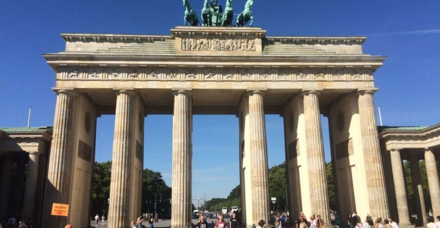 Berlin: Private Walking Tour with a Local Guide - Start Point: Staatsoper and Unter den Linden’s Main-Character Energy