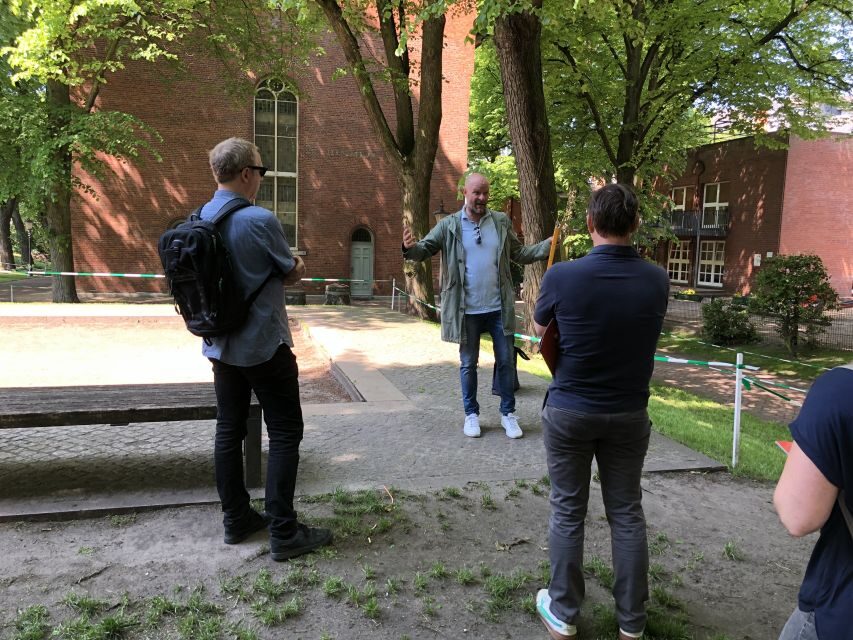 Berlin: Prussian History Walking Tour with Geo Epoche - Finding the right pace: what the walking part feels like