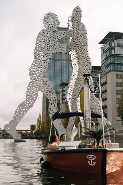 Berlin: Self-drive hot tub boat experience - Key things to know before you go