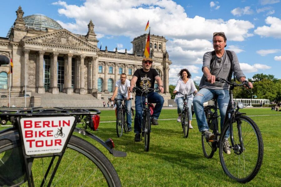 Berlin: Small Group Bike Tour Through City Center - Holocaust Memorial area: A solemn stop, handled in context