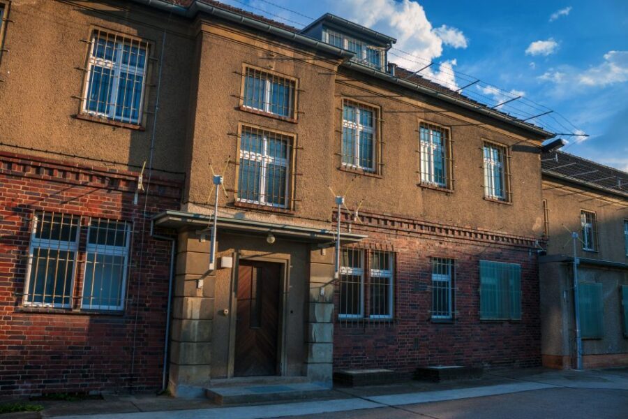 Berlin: Stasi Museum Private Guided Tour with Entry Ticket - Who should book this Stasi Museum private tour