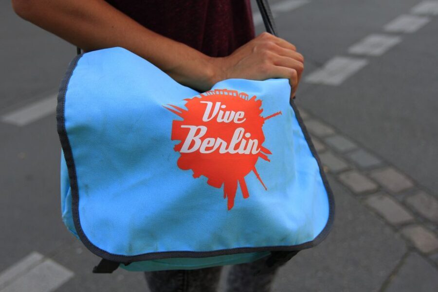 Berlin: Street Art and Alternative Tour - East Side Gallery: When the Wall Became a Billboard for Ideas