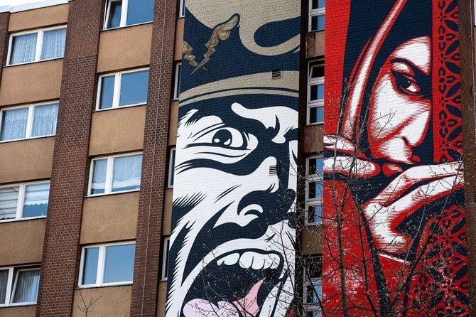 Berlin Street Art Walking Tour - Off The Grid - Learning the Difference Between Street Art and Graffiti
