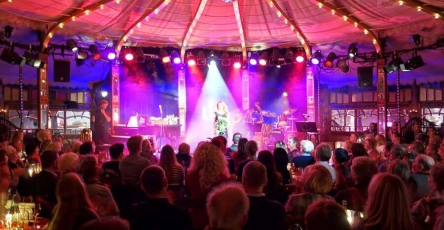 Berlin: Ticket for Bar Jeder Vernunft - Theater & Restaurant - Inside the evening: where you sit, how it flows, and what to do before the lights go down