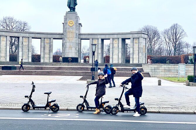 Berlin: Ultimate E-Scooter Adventure Tour - Museum Island: Architecture First, Then Context by the Spree