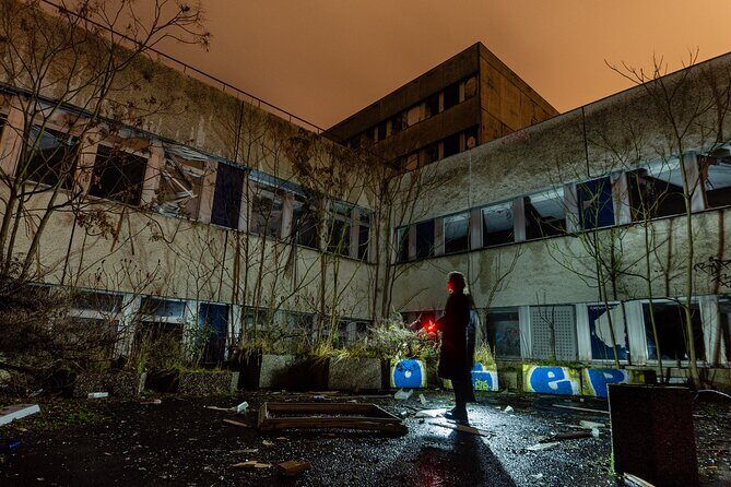 Berlin Urbex Adventure and History Tour - First big moment: the abandoned hospital and why it hits hard