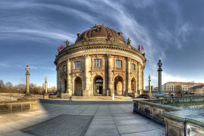 Berlin Walking Tour with Audioguide on Your Smartphone - Führerbunker: Berlin’s dark history in plain sight