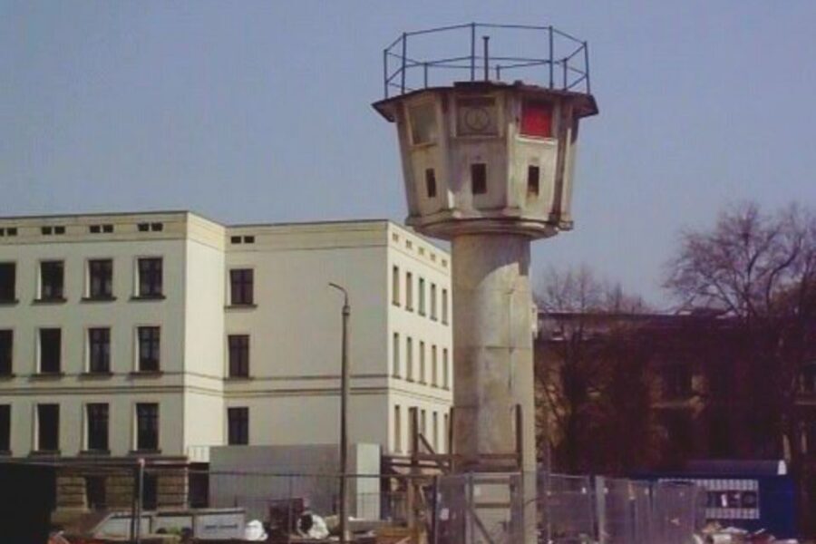 Berlin Wall: City Tour of Divided Germany - Why This 2-Hour Berlin Wall Tour Works Better Than DIY