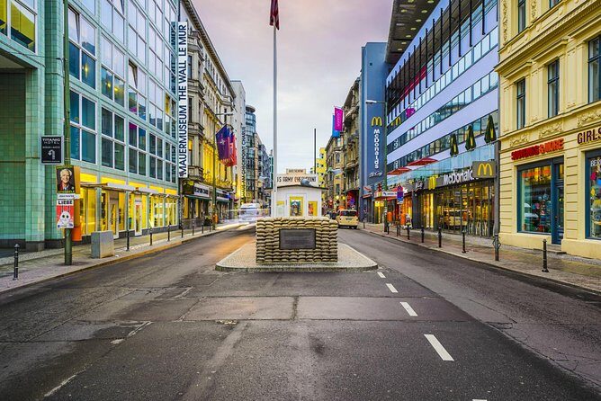 Berlin Wall: Greatest Escapes Self-Guided Walking Adventure - Starting at S+U Potsdamer Platz: Where the Quest Begins