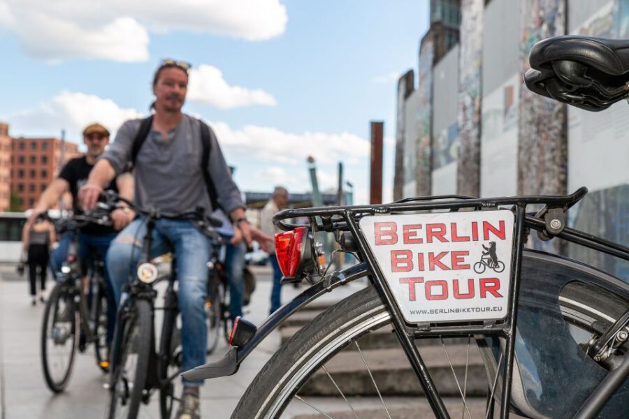 Berlin Wall History Small Group Cycling Tour - Getting to the bikes: meet at 75 Bornholmer Straße