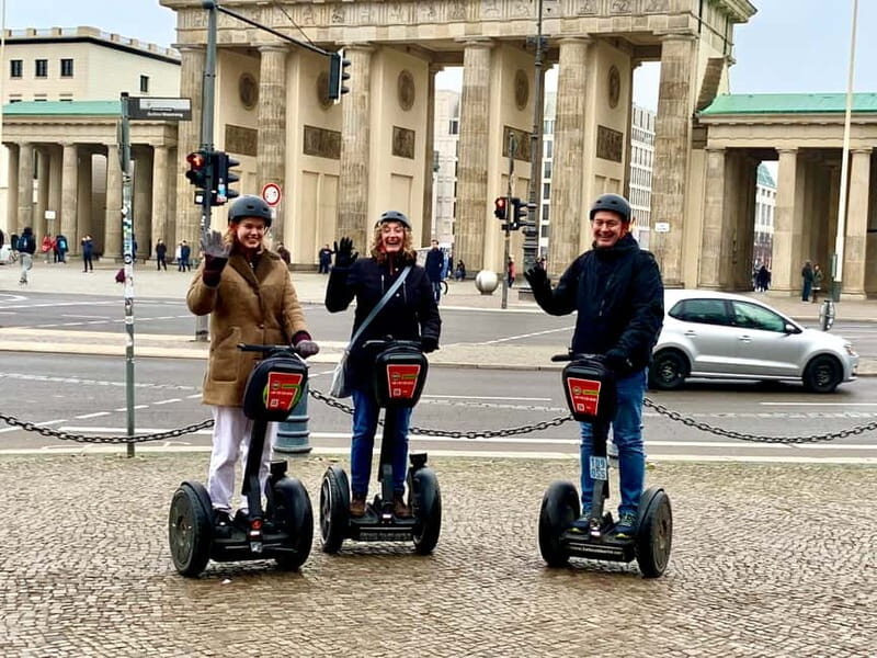 Berlin's Best: Guided Segway tour Adventure - Hackescher Markt and the New Synagogue in Mitte