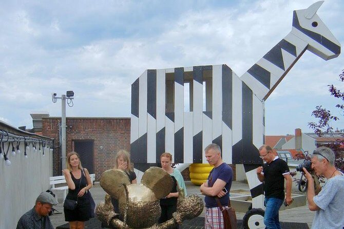 Berlin's Gallery Scene - 3 Hours, Up To 10 People, and a Route That Walks (Well)